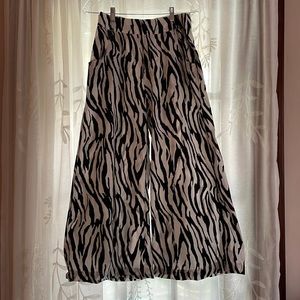 FREE PEOPLE Menorca Zebra Animal Print Wide Leg Pants Size 4